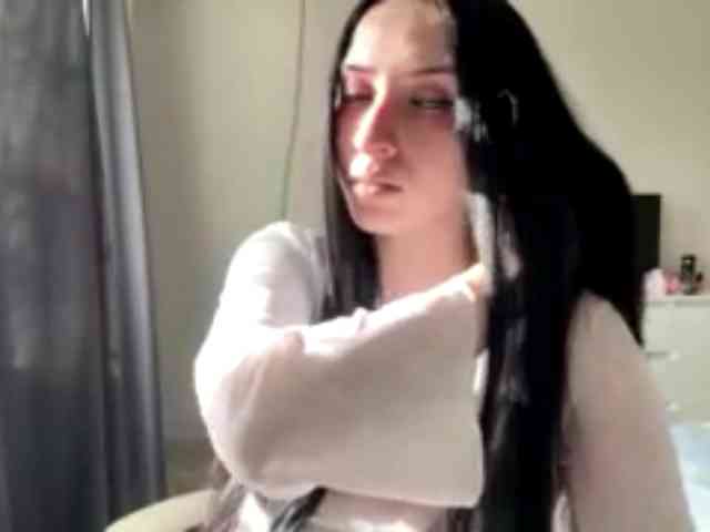 LindseyBridenbaker webcam