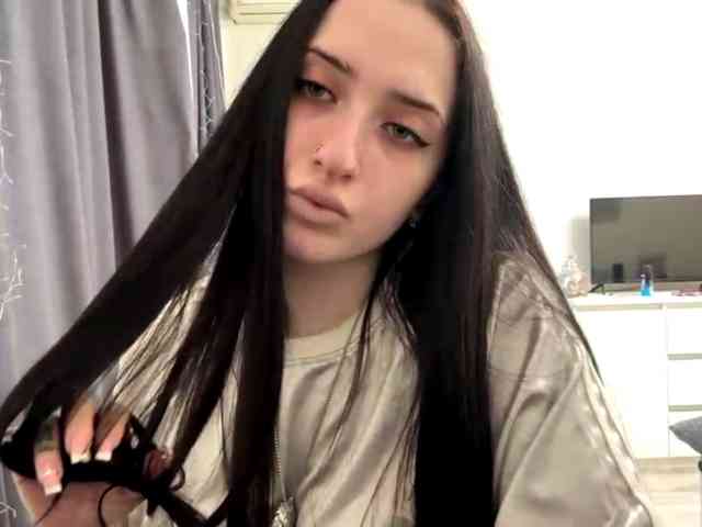 LindseyBridenbaker webcam