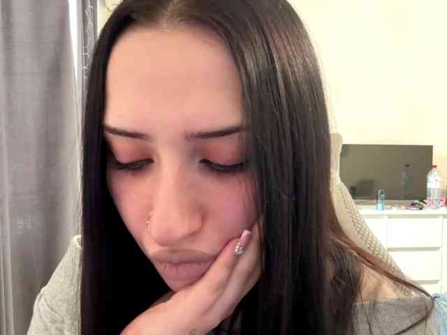 LindseyBridenbaker webcam