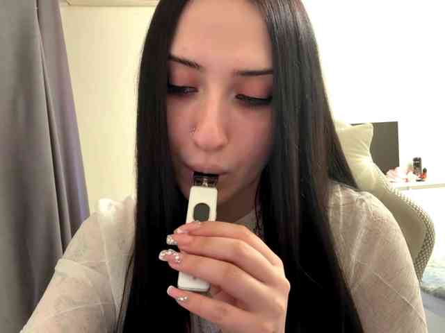LindseyBridenbaker webcam