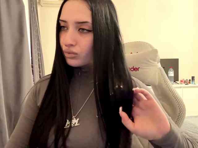 LindseyBridenbaker webcam