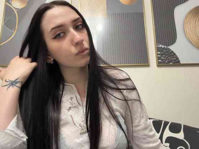 LindseyBridenbaker webcam