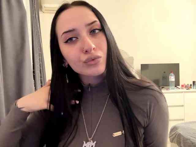LindseyBridenbaker webcam