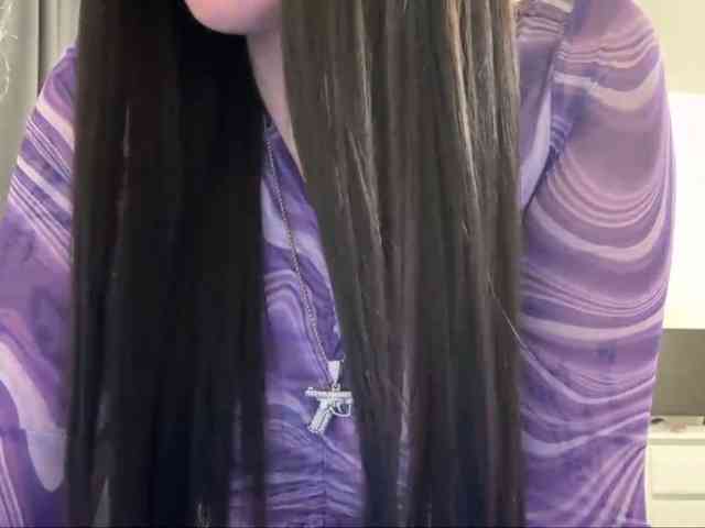 LindseyBridenbaker webcam