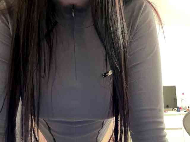 LindseyBridenbaker webcam