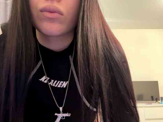 LindseyBridenbaker webcam