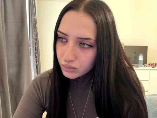 LindseyBridenbaker webcam