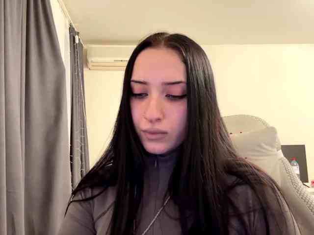 LindseyBridenbaker webcam