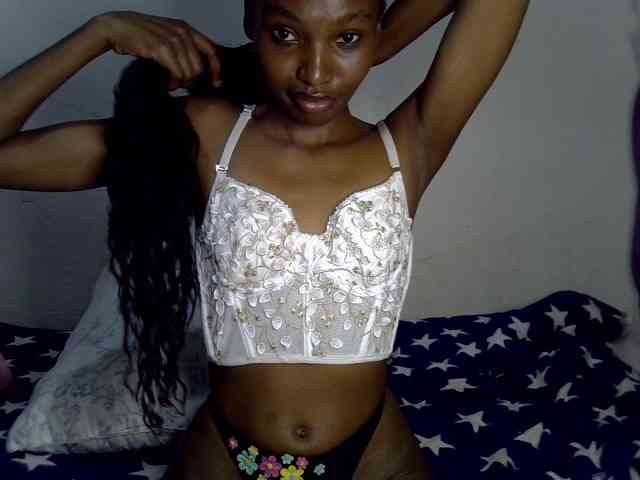 SexyJoan254 webcam