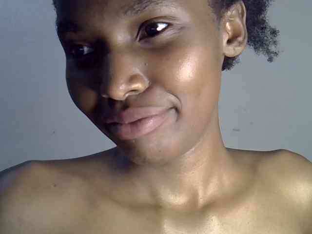SexyJoan254 webcam