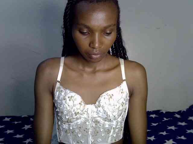 SexyJoan254 webcam