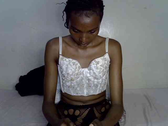 SexyJoan254 webcam
