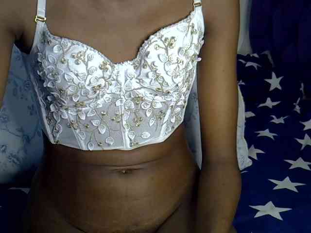 SexyJoan254 webcam