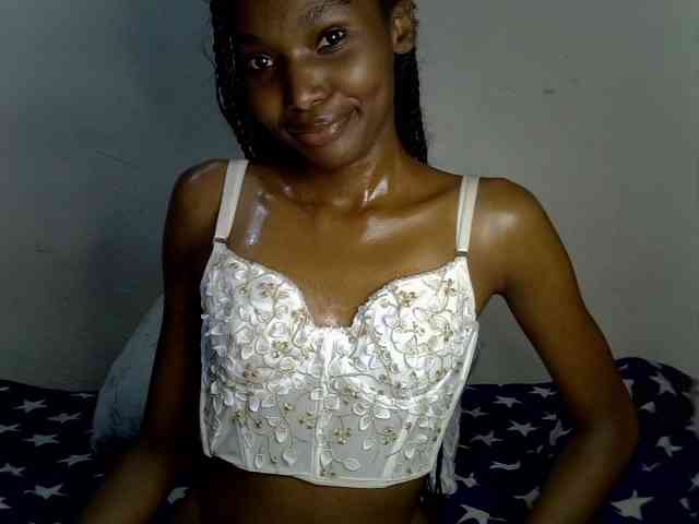 SexyJoan254 webcam