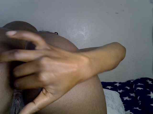 SexyJoan254 webcam