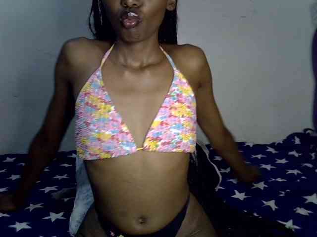 SexyJoan254 webcam