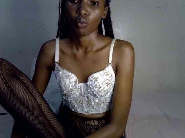 SexyJoan254 webcam