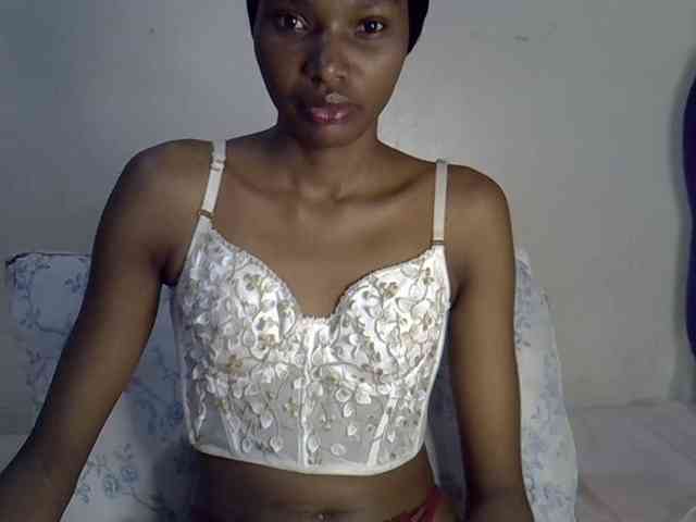 SexyJoan254 webcam