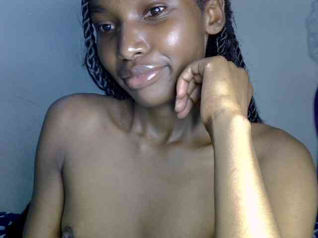 SexyJoan254 webcam