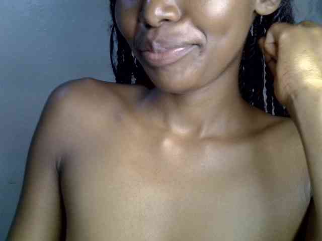 SexyJoan254 webcam