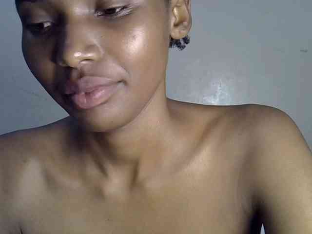 SexyJoan254 webcam