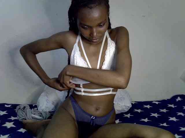 SexyJoan254 webcam