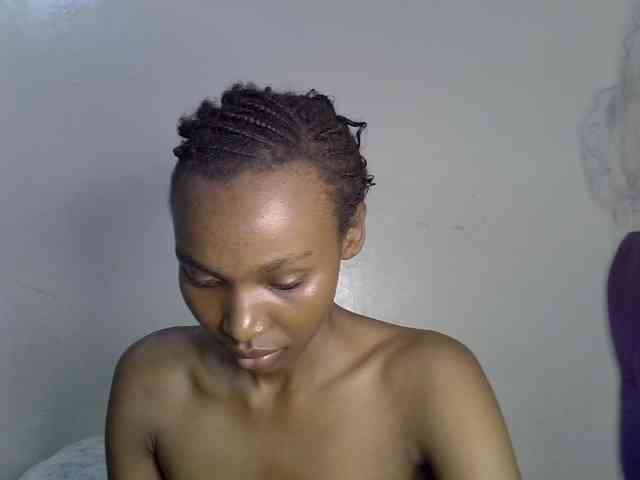SexyJoan254 webcam