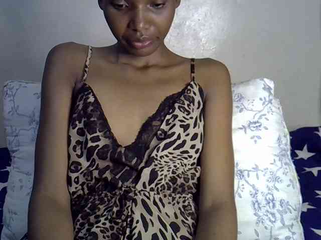 SexyJoan254 webcam