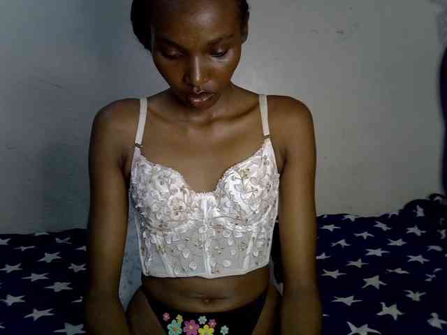SexyJoan254 webcam