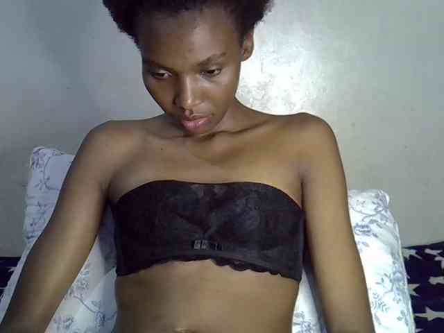 SexyJoan254 webcam