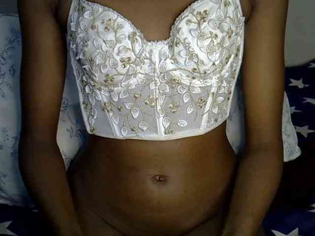 SexyJoan254 webcam