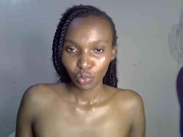 SexyJoan254 webcam