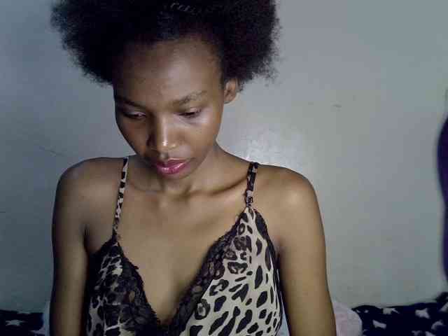 SexyJoan254 webcam