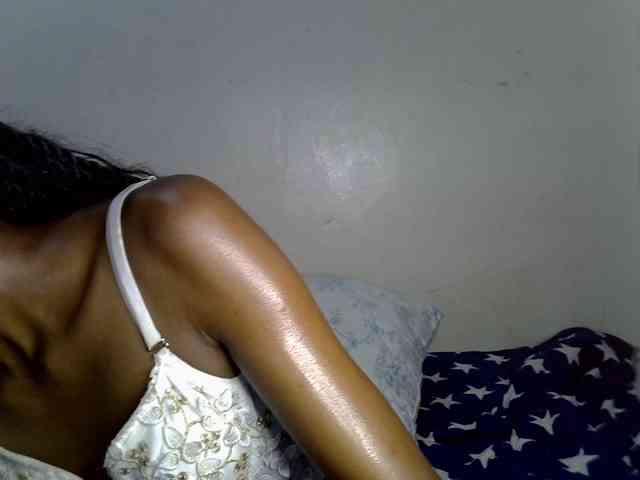 SexyJoan254 webcam