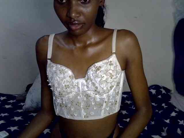 SexyJoan254 webcam