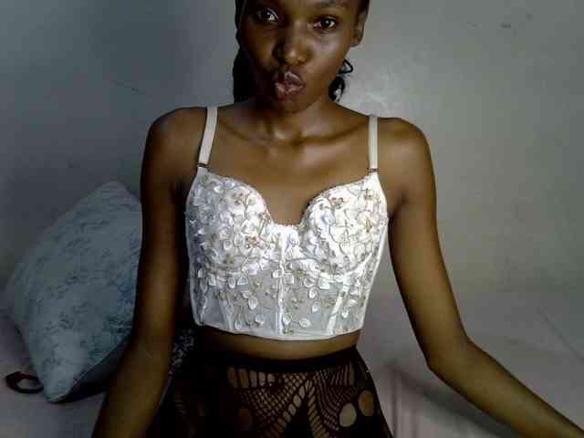 SexyJoan254 webcam