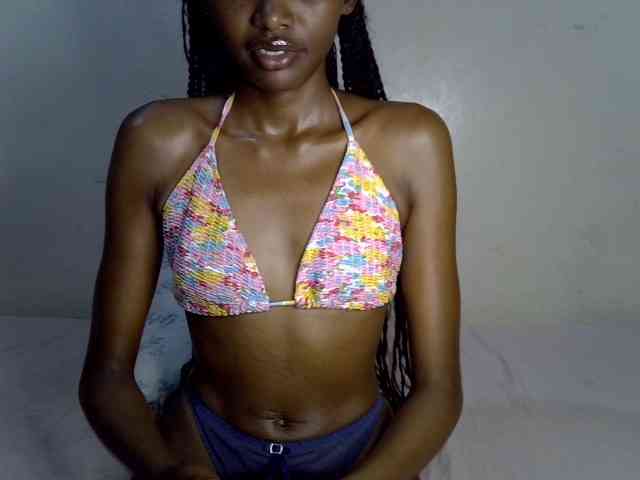 SexyJoan254 webcam