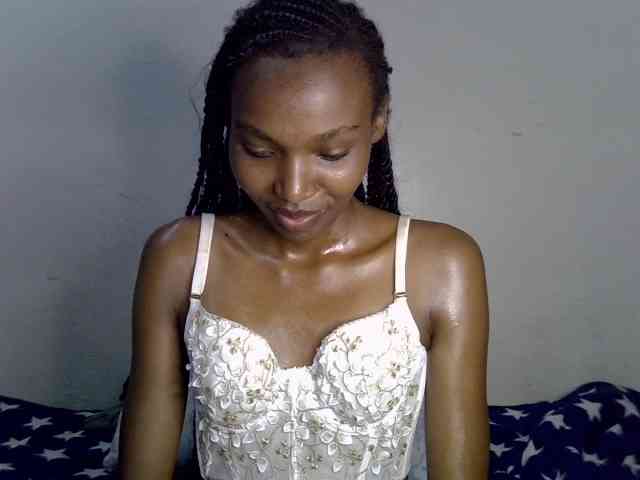 SexyJoan254 webcam