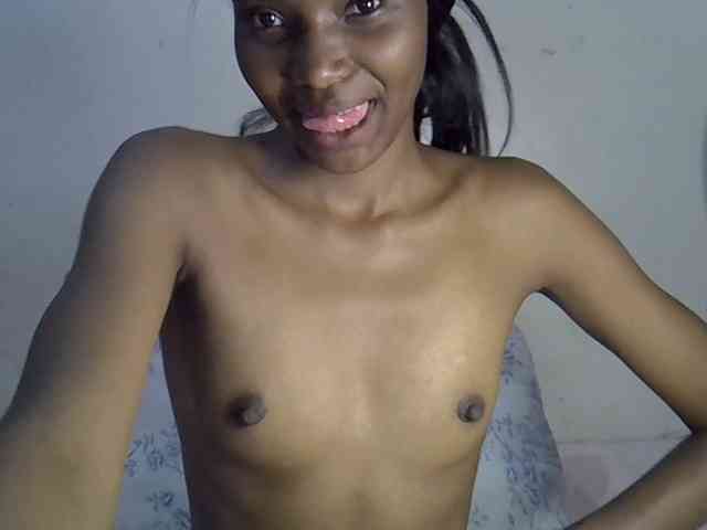SexyJoan254 webcam