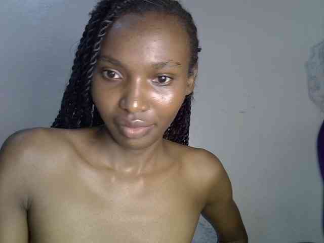 SexyJoan254 webcam