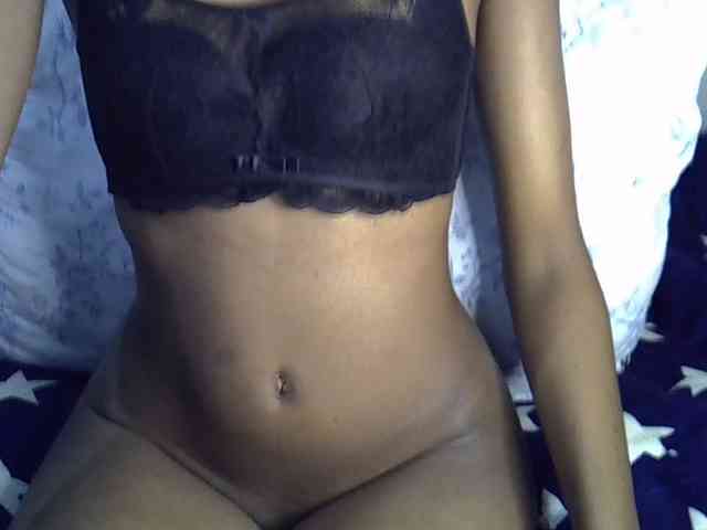 SexyJoan254 webcam