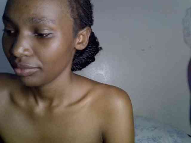 SexyJoan254 webcam