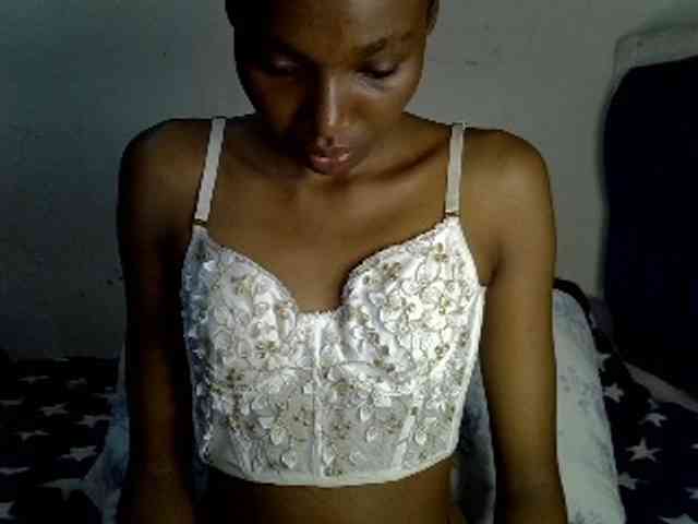 SexyJoan254 webcam