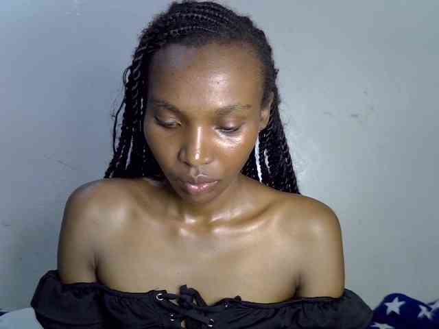SexyJoan254 webcam