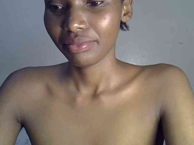 SexyJoan254 webcam