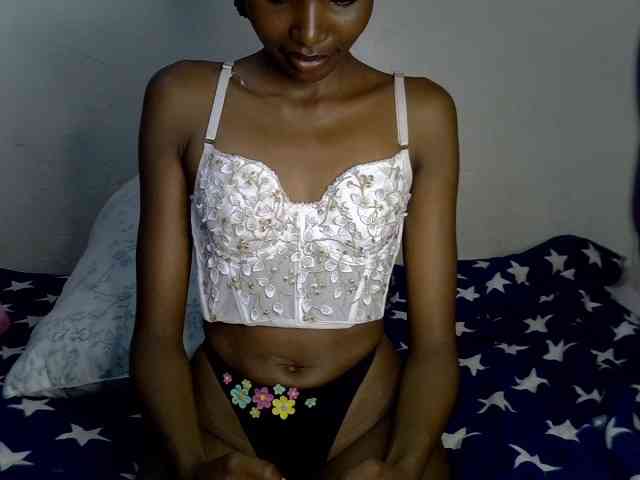 SexyJoan254 webcam