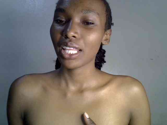 SexyJoan254 webcam