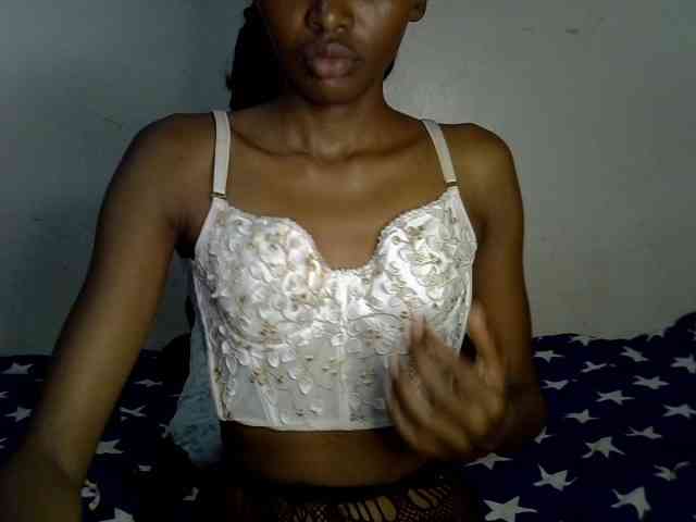 SexyJoan254 webcam