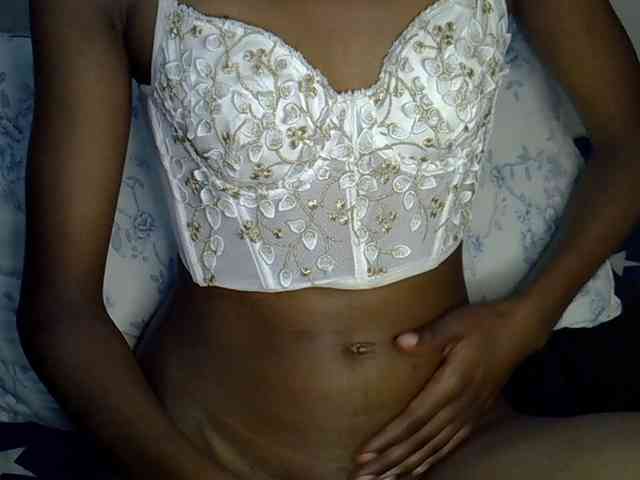 SexyJoan254 webcam
