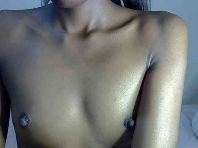 SexyJoan254 webcam